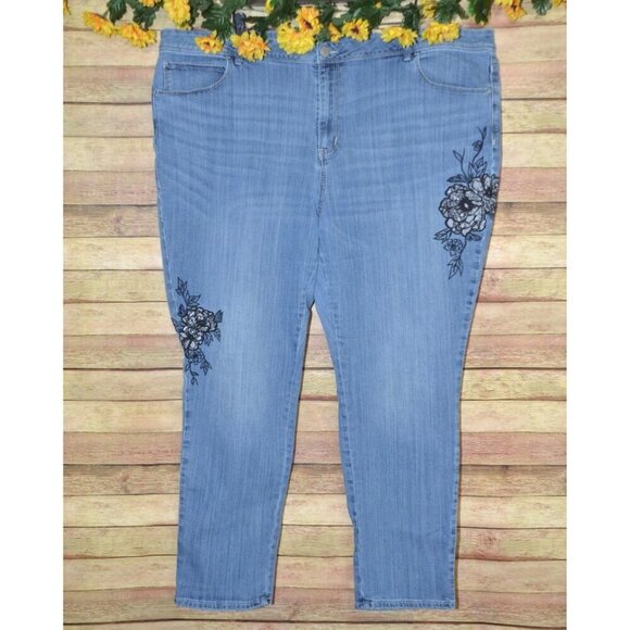 Simply Vera Vera Wang Denim - Simply Vera Wang Light Wash Floral Embroidered Skinny Blue Jeans Plus Size 24W